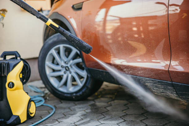Best Commercial Building Pressure Washing  in West Leechburg, PA
